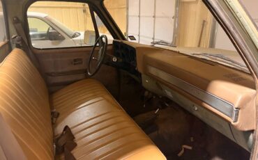 Chevrolet-D30-cucv-military-diesel-1985-custom-4