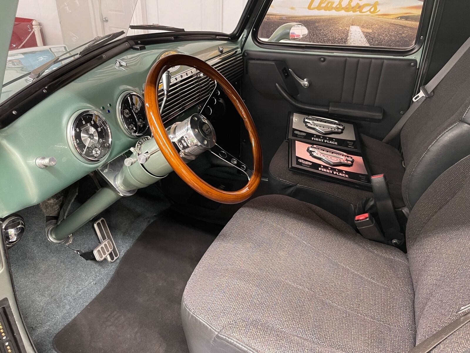 Chevrolet-Delivery-1949-31