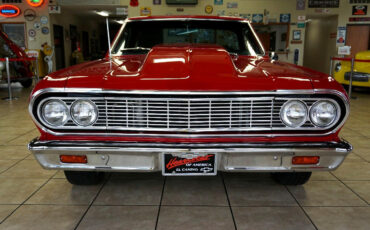Chevrolet-El-Camino-1964-Classic-Car-12