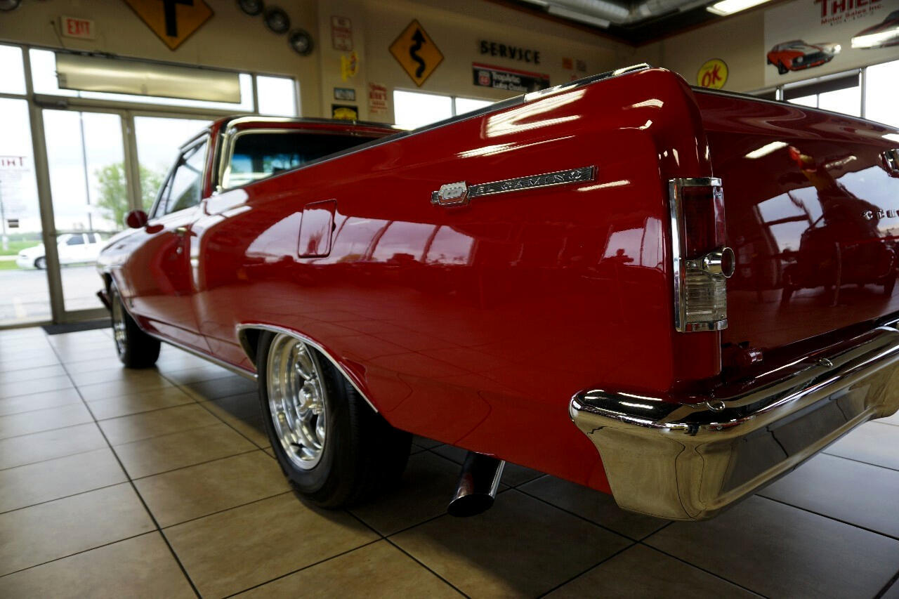 Chevrolet-El-Camino-1964-Classic-Car-16