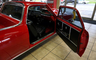 Chevrolet-El-Camino-1964-Classic-Car-22