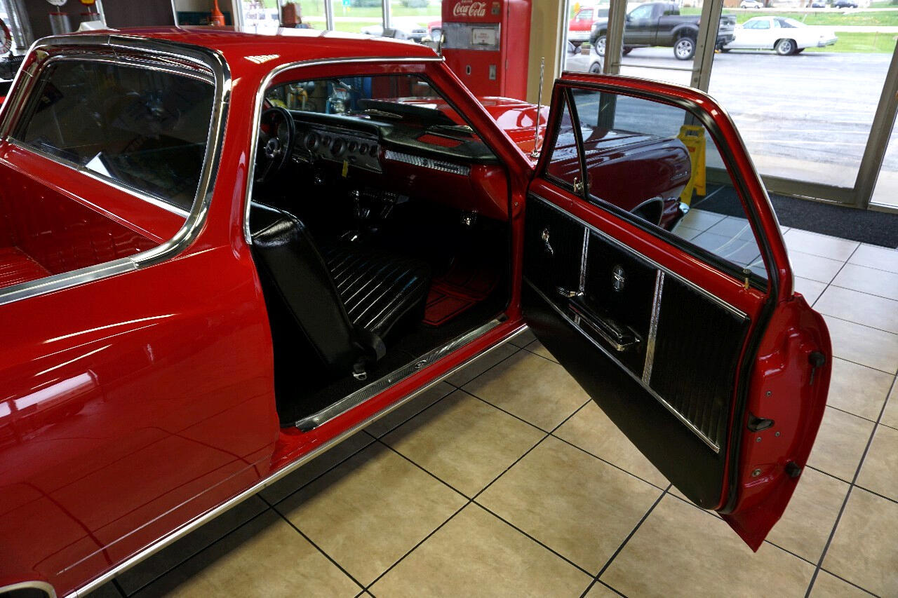 Chevrolet-El-Camino-1964-Classic-Car-22