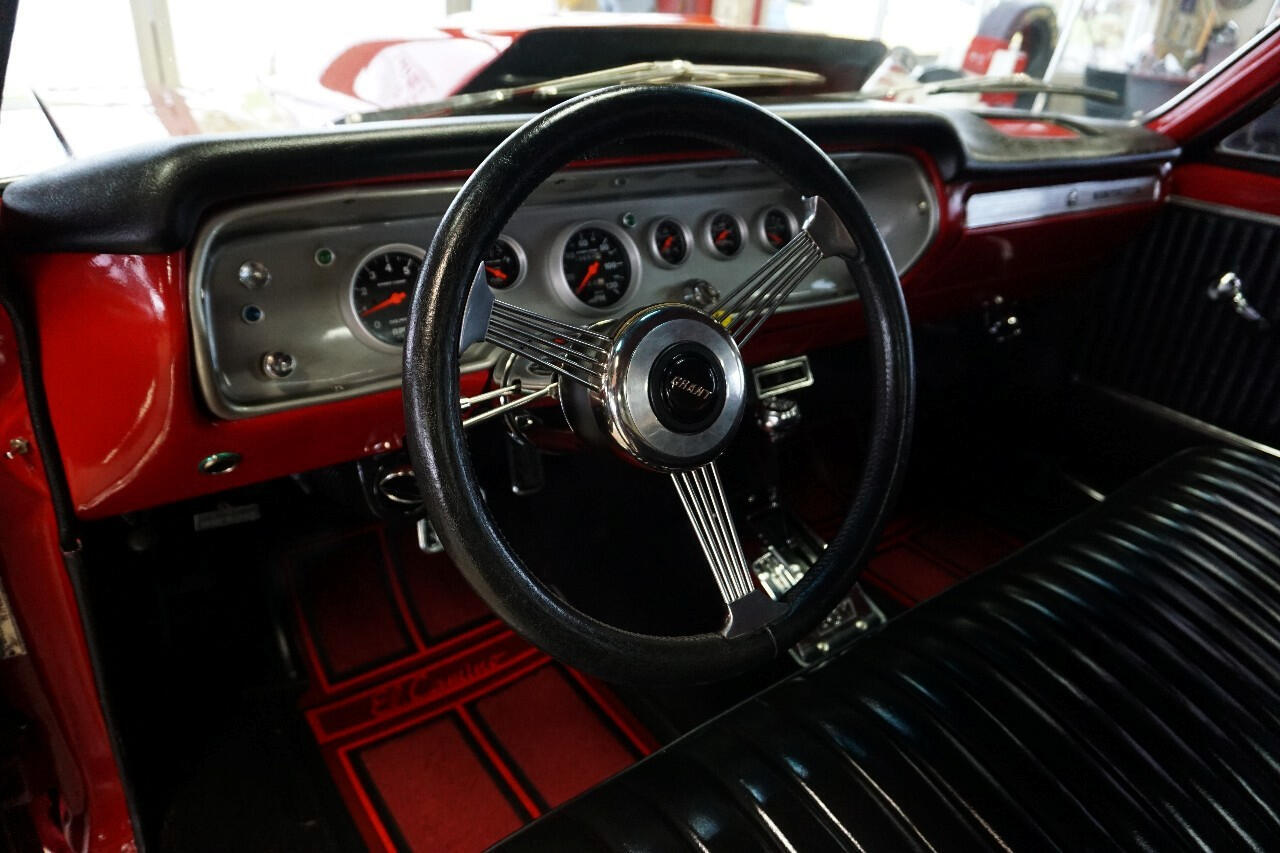Chevrolet-El-Camino-1964-Classic-Car-24