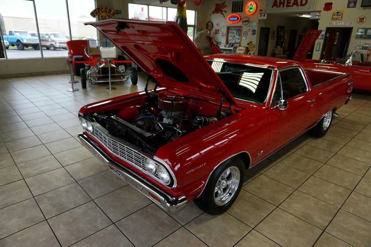 Chevrolet-El-Camino-1964-Classic-Car-27