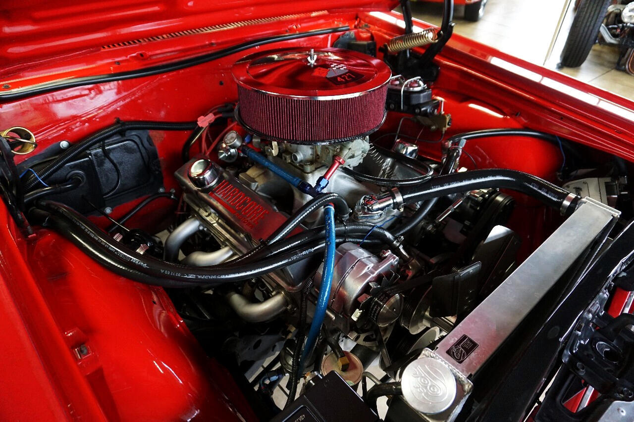 Chevrolet-El-Camino-1964-Classic-Car-30
