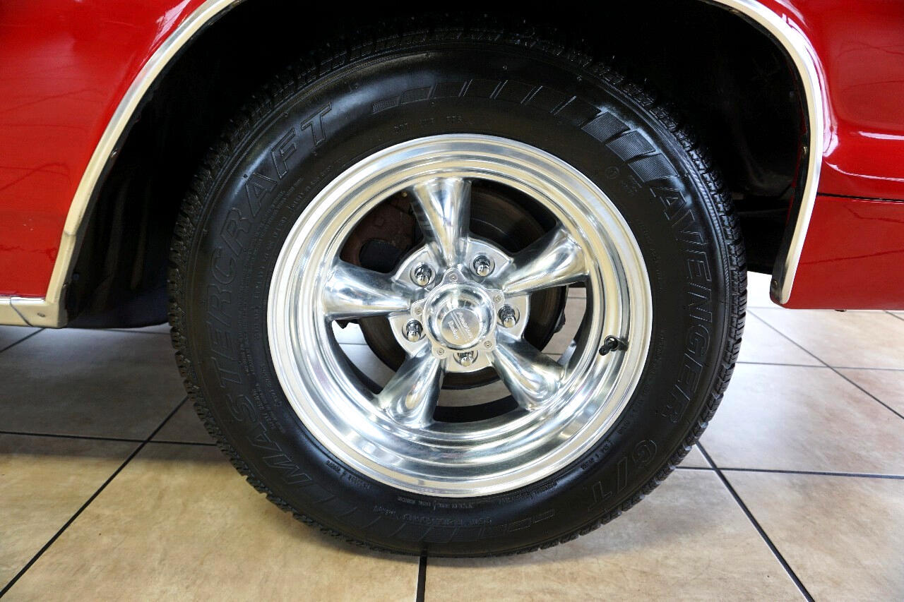 Chevrolet-El-Camino-1964-Classic-Car-34