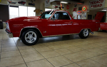 Chevrolet-El-Camino-1964-Classic-Car-39