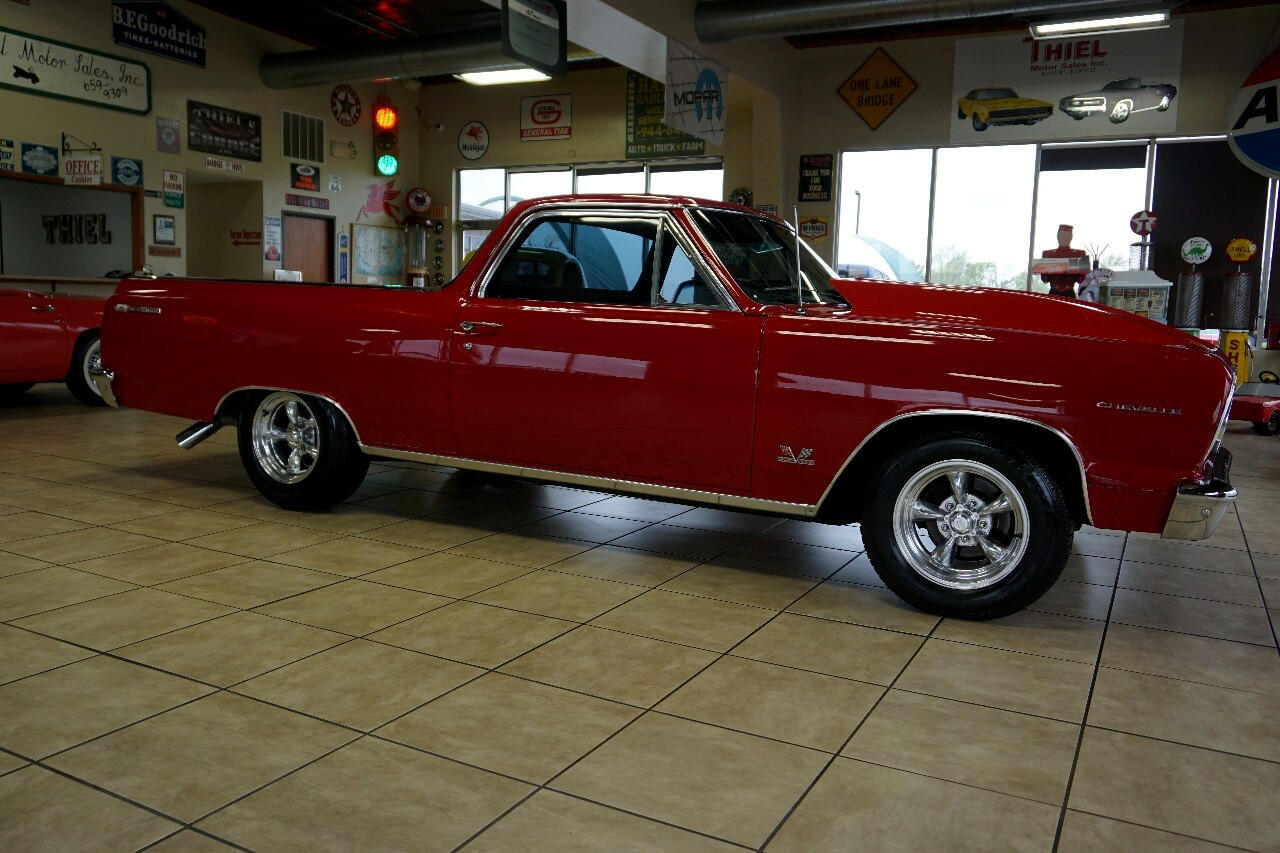 Chevrolet-El-Camino-1964-Classic-Car-9