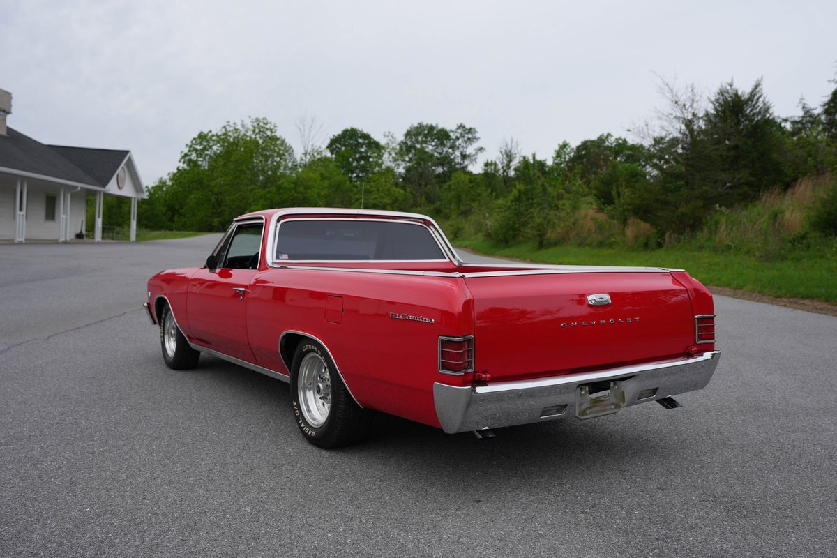 Chevrolet-El-Camino-1967-25