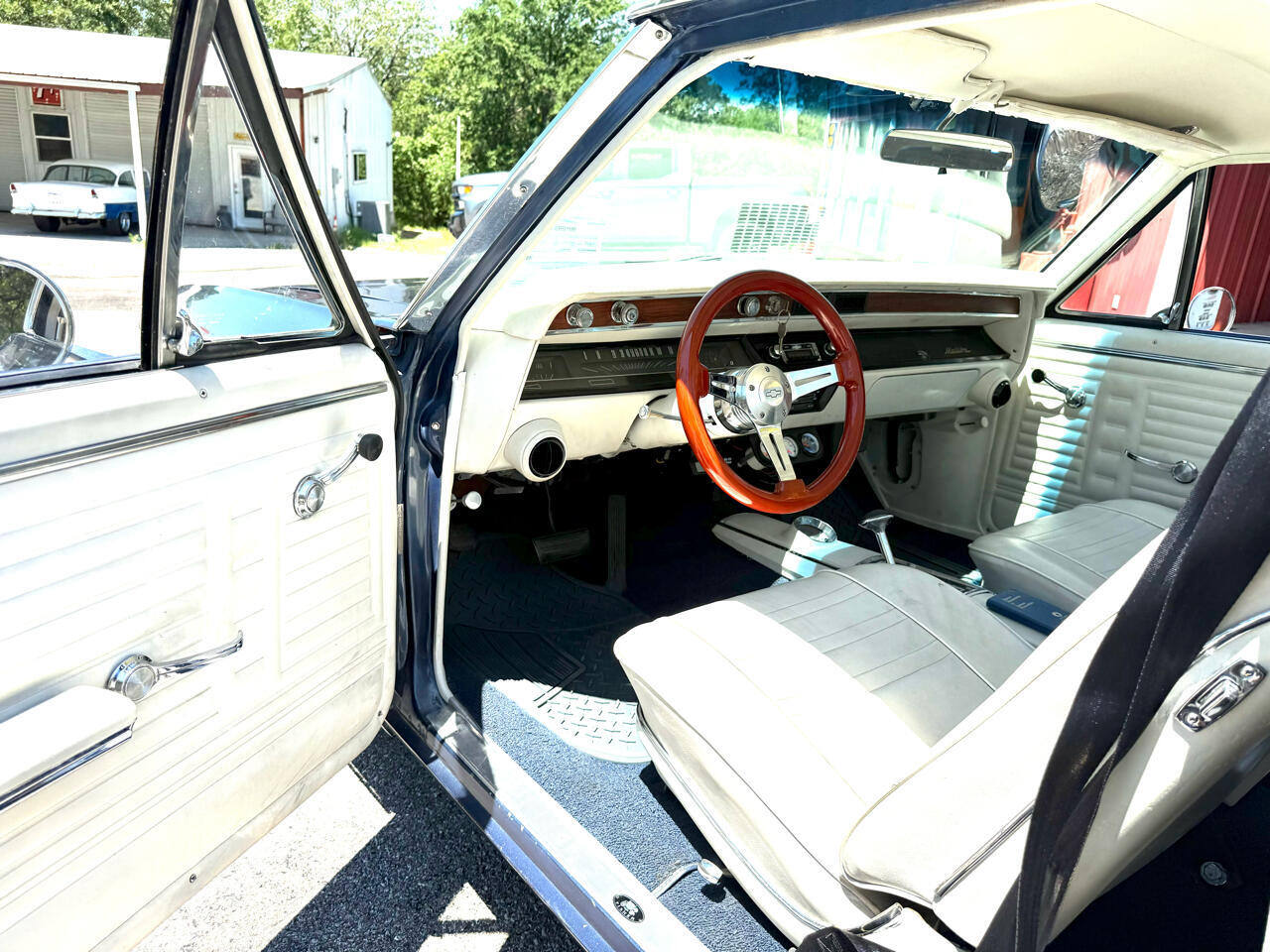 Chevrolet-El-Camino-1967-American-Muscle-Car-22