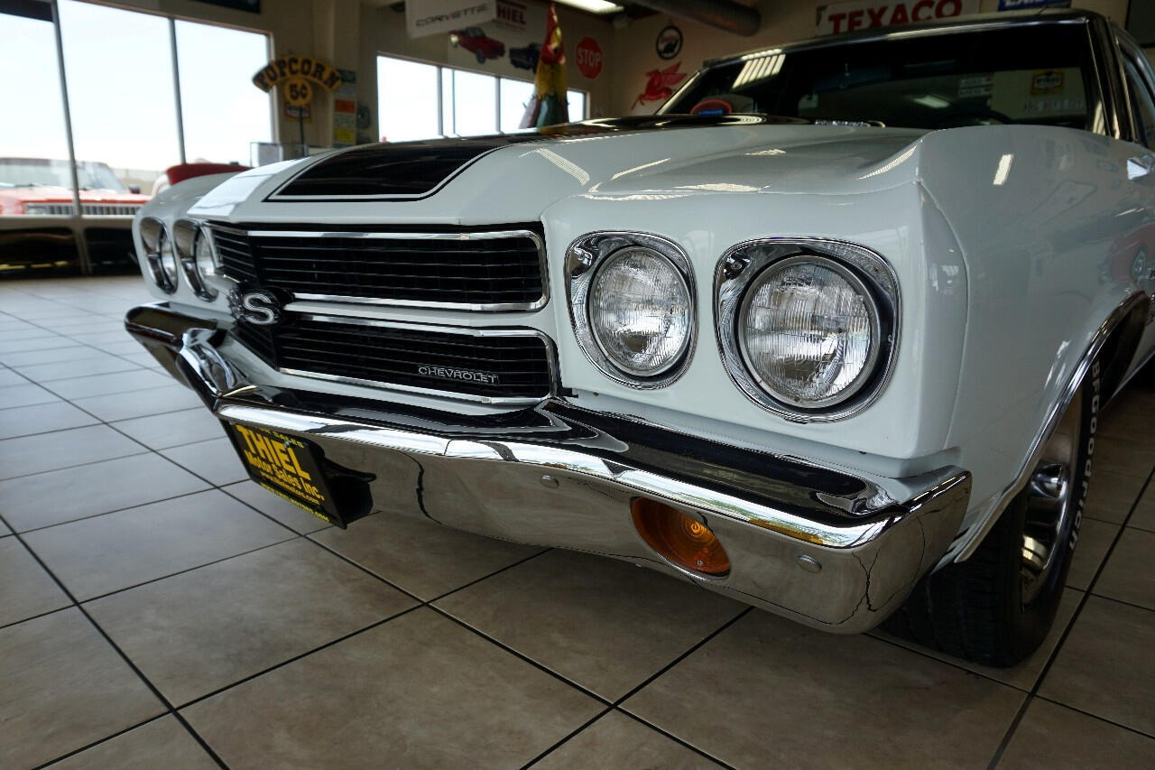 Chevrolet-El-Camino-1970-Classic-Car-19