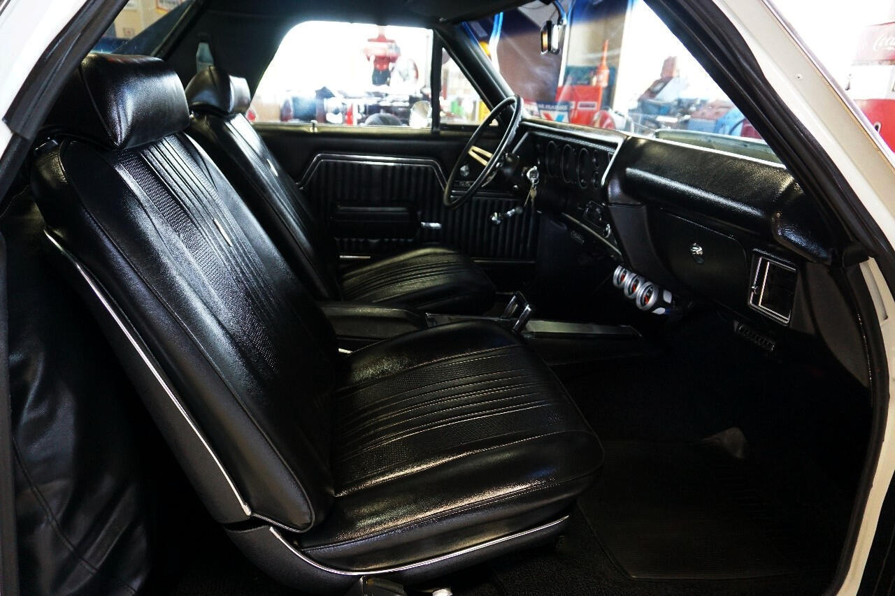 Chevrolet-El-Camino-1970-Classic-Car-24