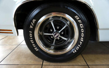 Chevrolet-El-Camino-1970-Classic-Car-34