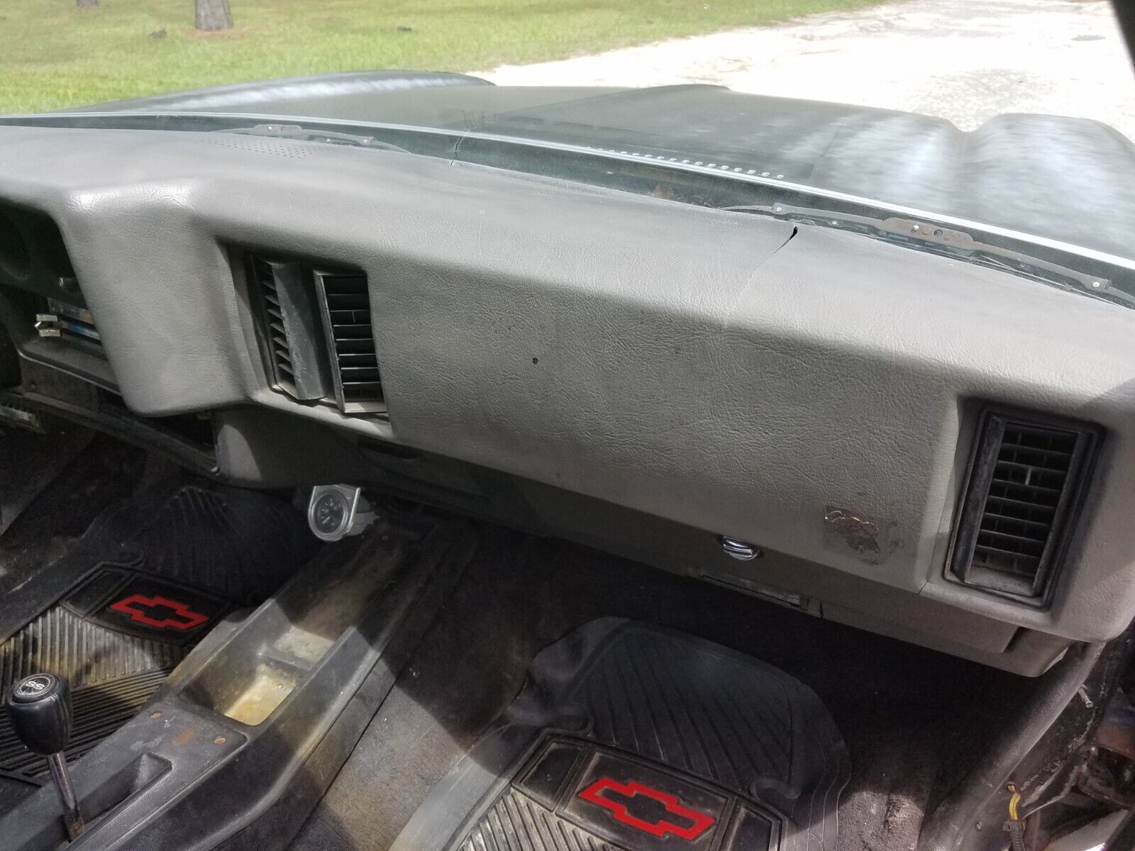 Chevrolet-El-Camino-1975-22