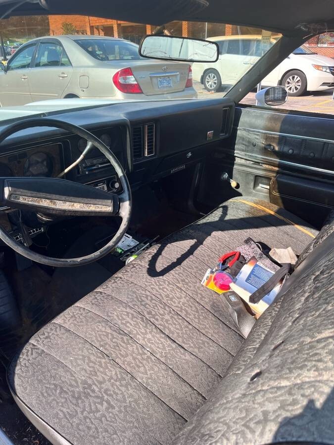 Chevrolet-El-Camino-1975-Standard-Cab-Pickup-6