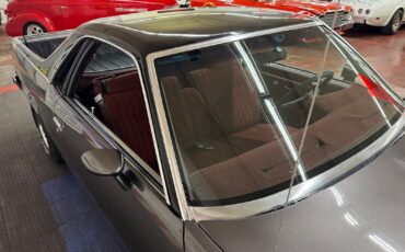 Chevrolet-El-Camino-1984-Pickup-10