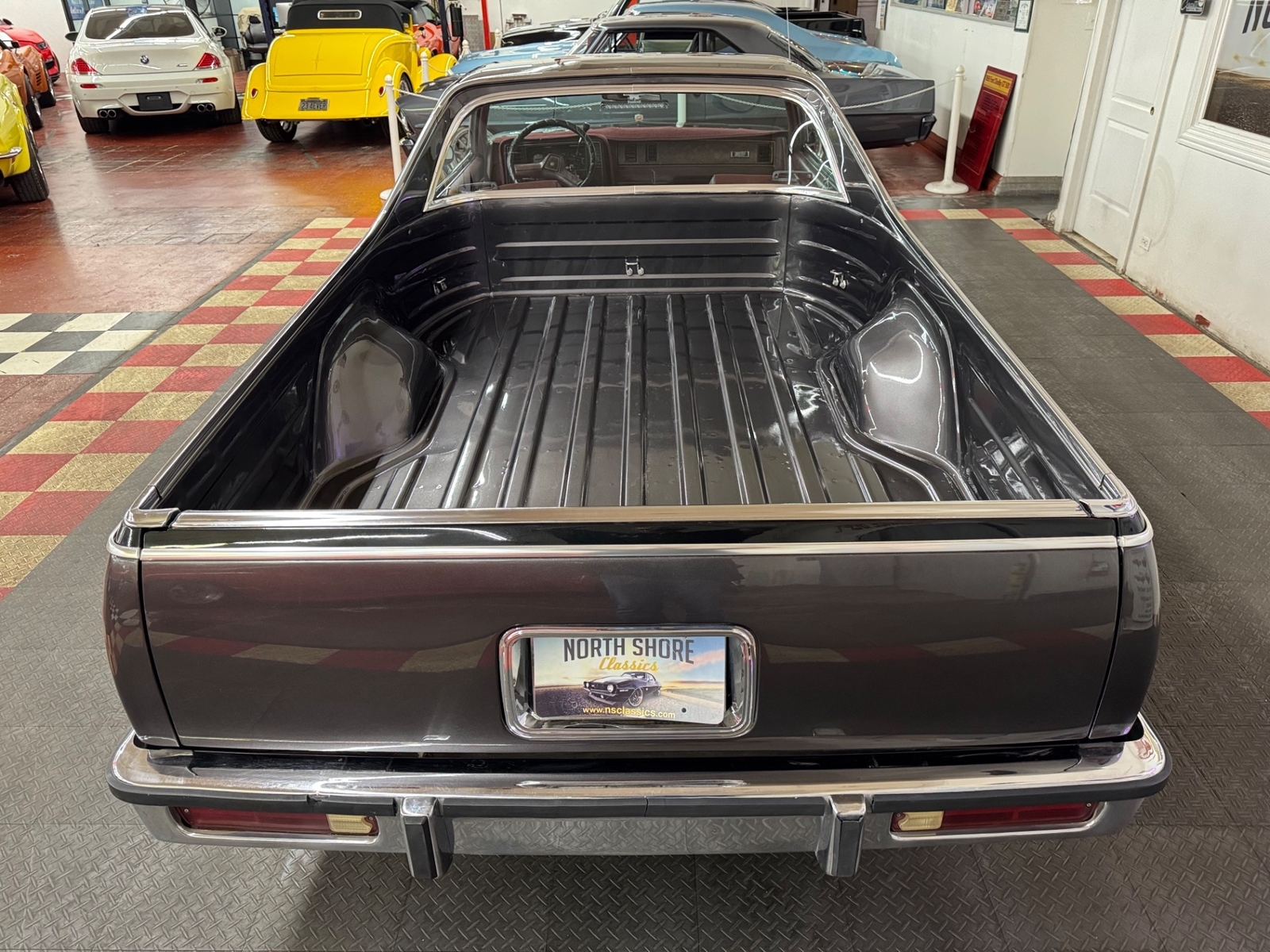 Chevrolet-El-Camino-1984-Pickup-11
