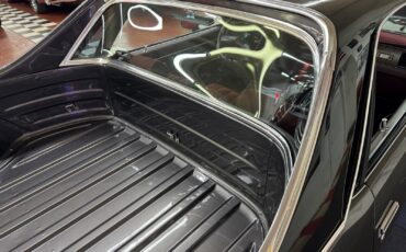 Chevrolet-El-Camino-1984-Pickup-19
