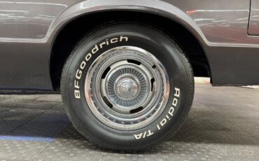 Chevrolet-El-Camino-1984-Pickup-30