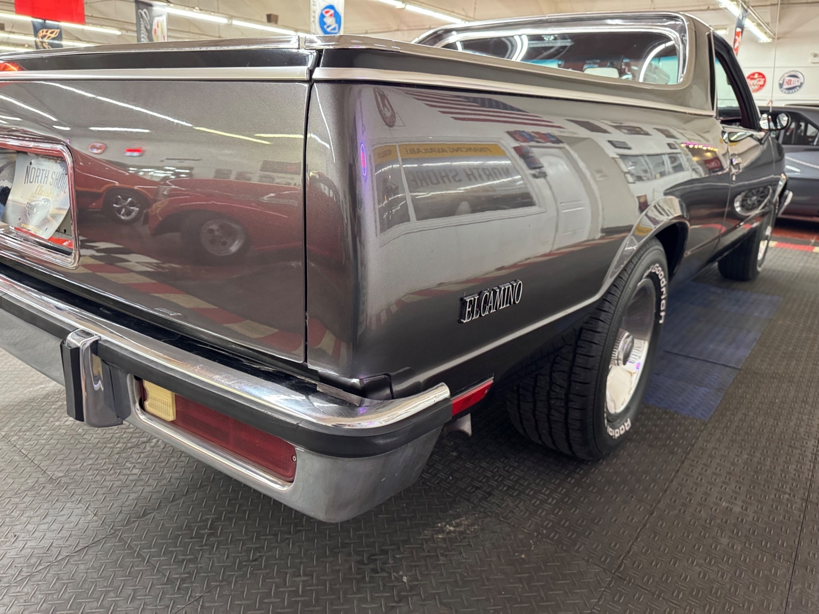 Chevrolet-El-Camino-1984-Pickup-37