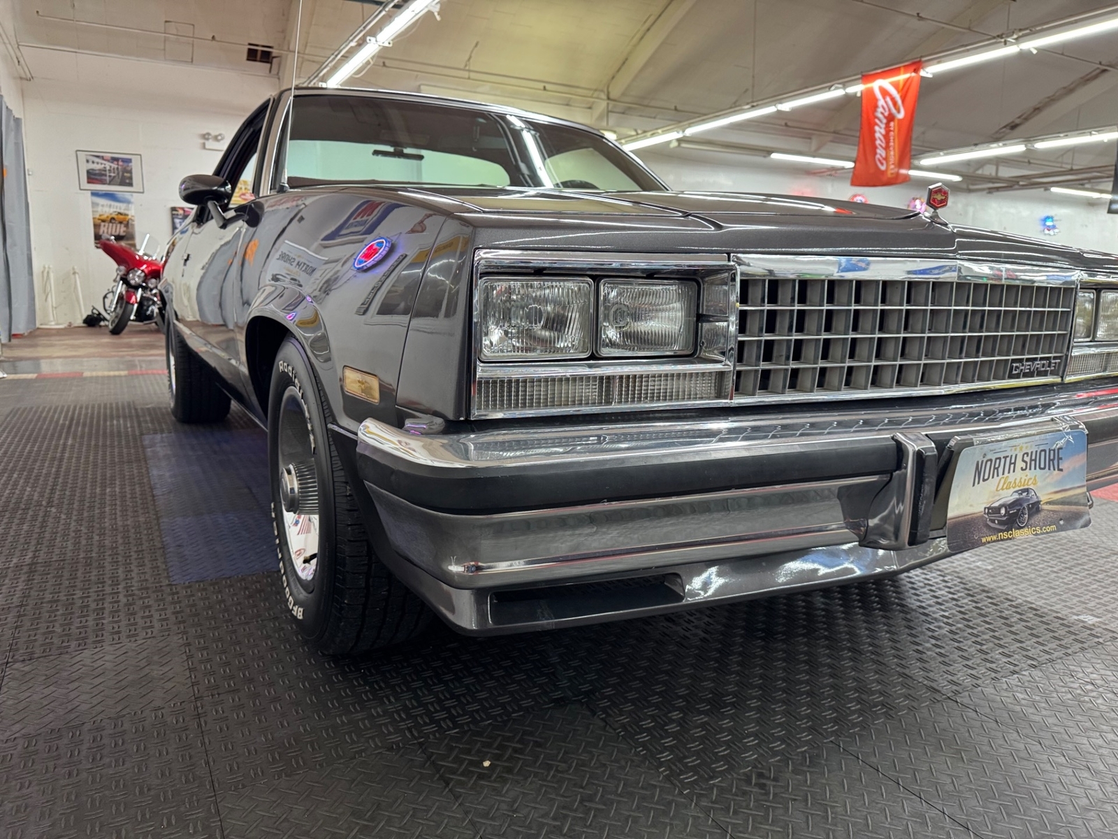 Chevrolet-El-Camino-1984-Pickup-7