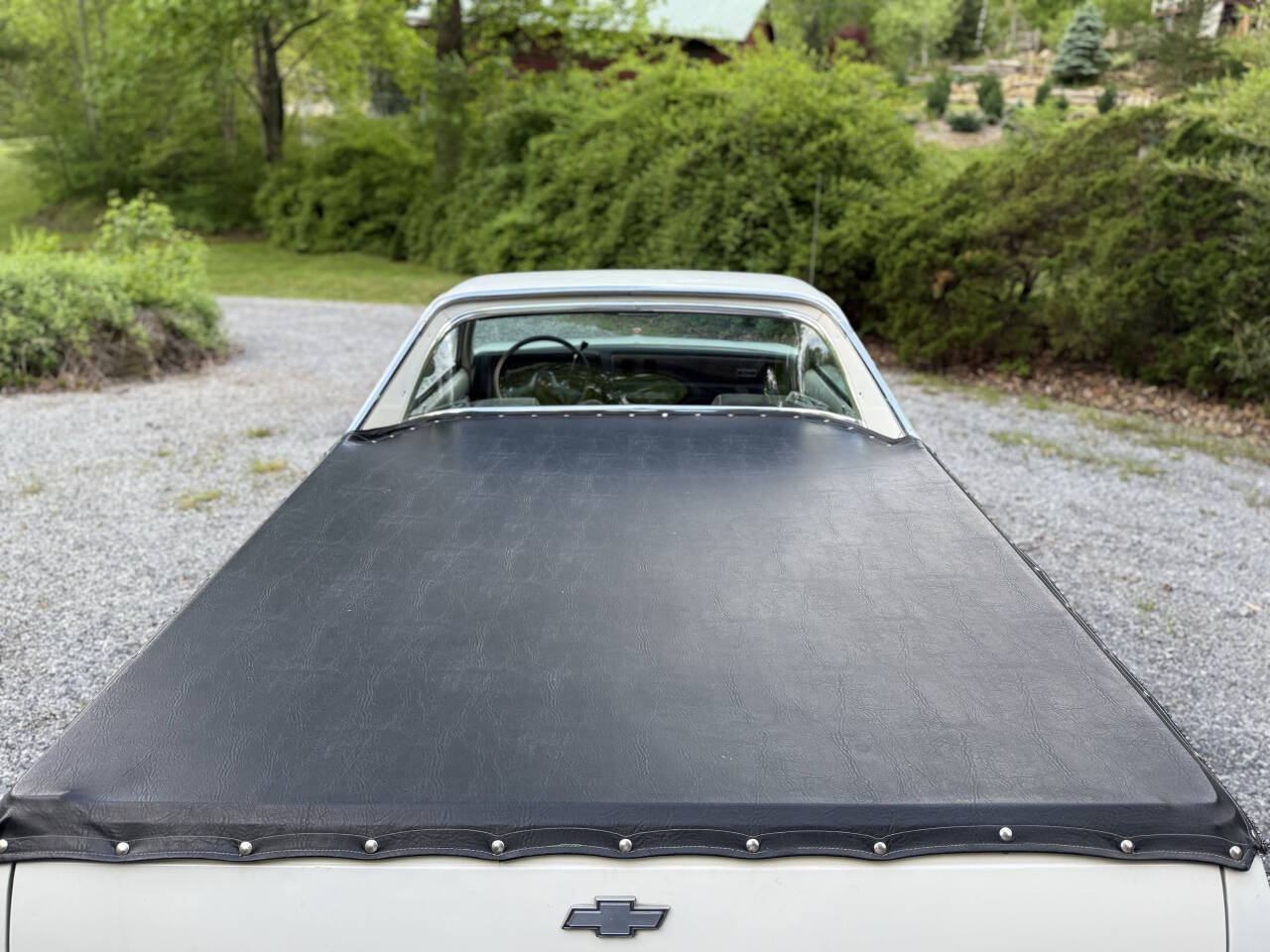 Chevrolet-El-Camino-1984-Pickup-Truck-27