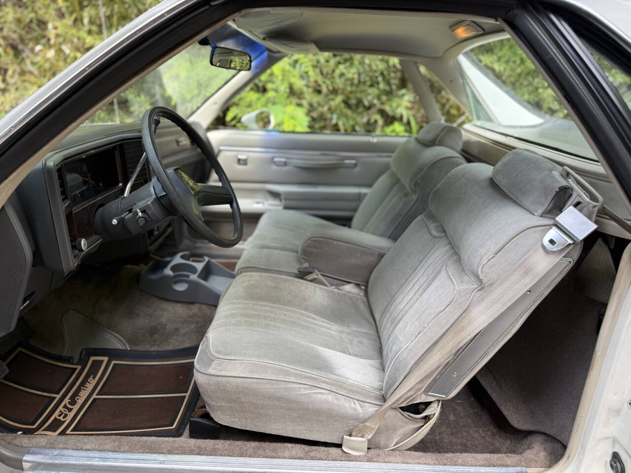 Chevrolet-El-Camino-1984-Pickup-Truck-28