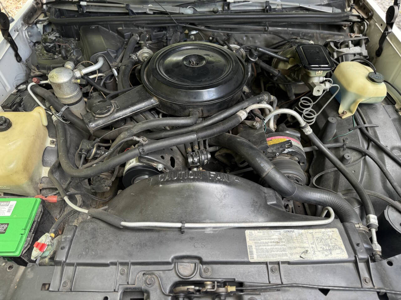 Chevrolet-El-Camino-1984-Pickup-Truck-36