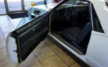 Chevrolet-El-Camino-1984-Truck-21