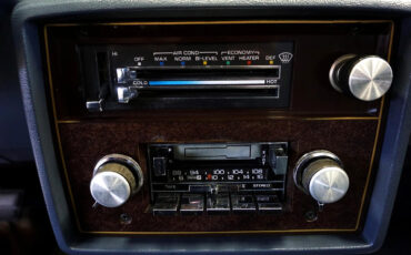 Chevrolet-El-Camino-1984-Truck-26