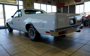 Chevrolet-El-Camino-1984-Truck-39