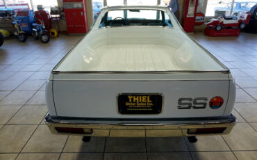 Chevrolet-El-Camino-1984-Truck-6