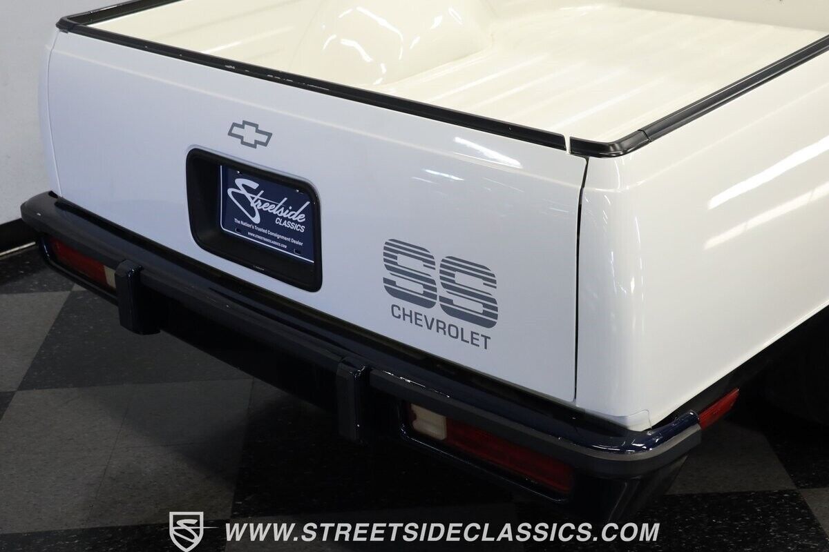 Chevrolet-El-Camino-1986-Pickup-Truck-24