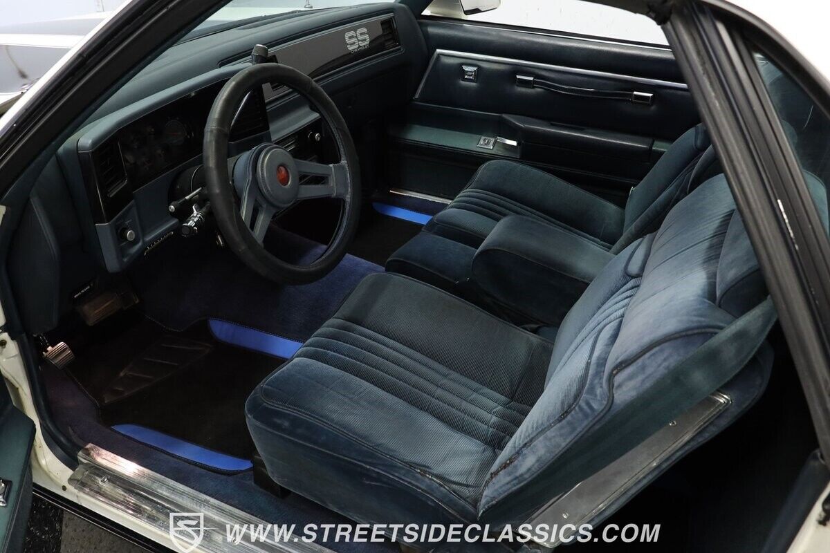 Chevrolet-El-Camino-1986-Pickup-Truck-4