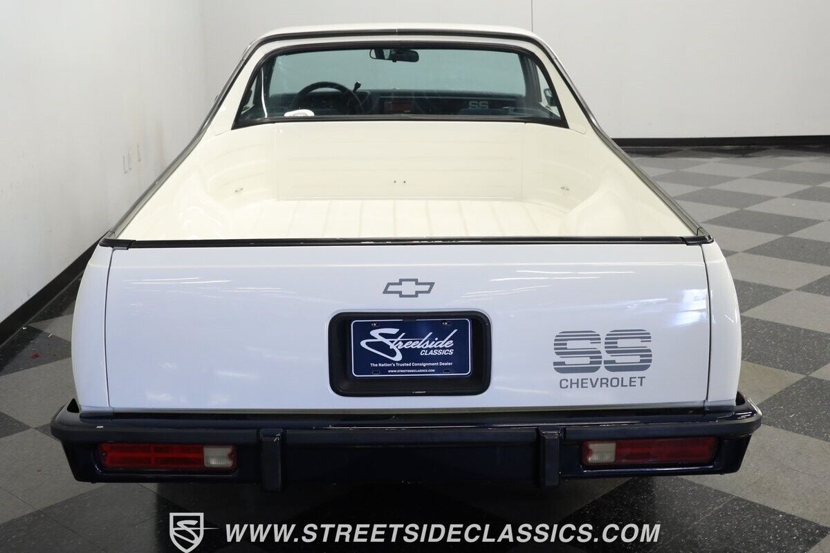 Chevrolet-El-Camino-1986-Pickup-Truck-8