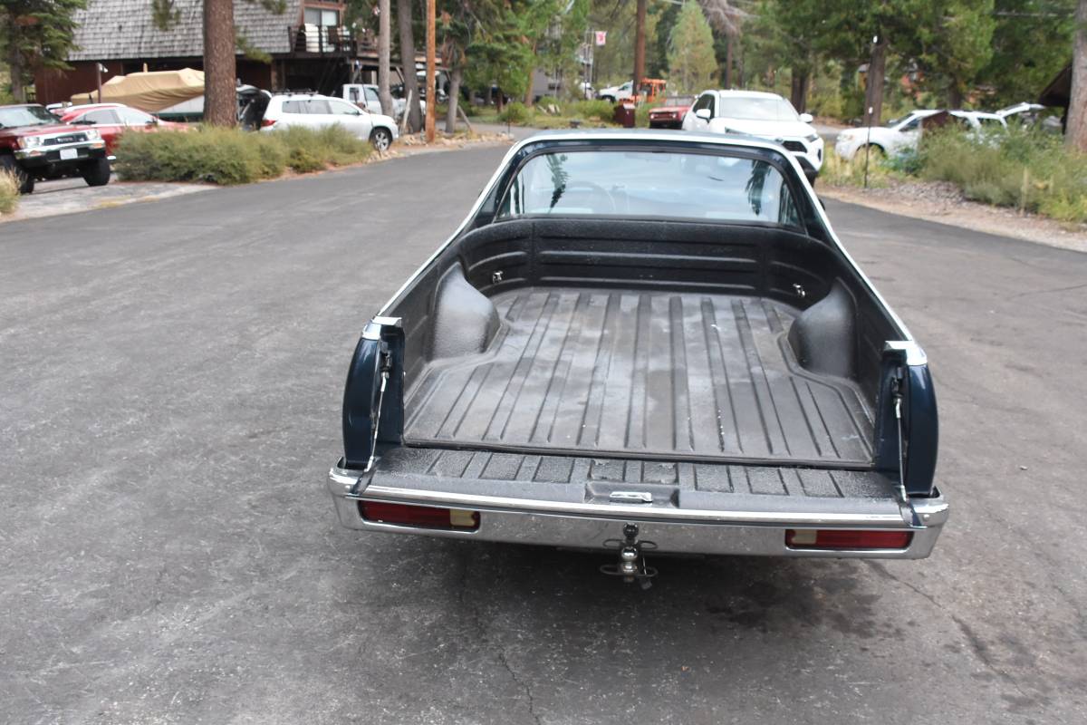 Chevrolet-El-camino-12-ton-nominal-1986-blue-4