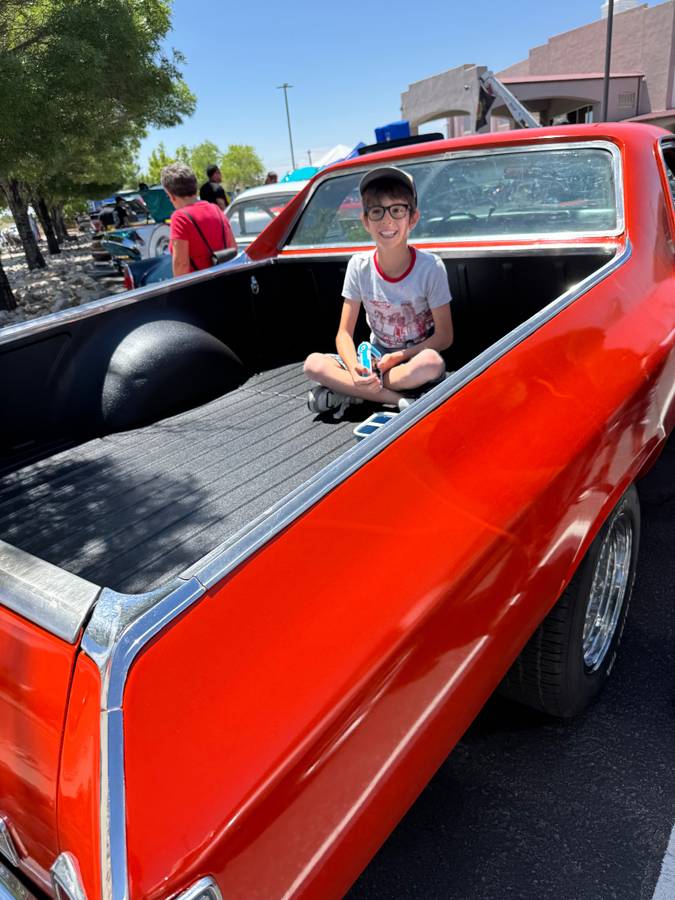 Chevrolet-El-camino-1972-orange-1