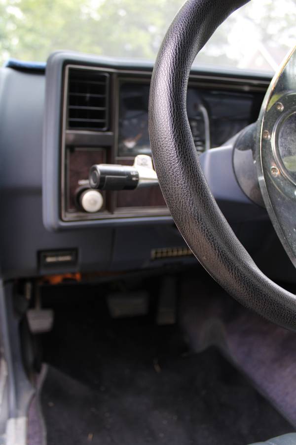 Chevrolet-El-camino-1984-blue-1
