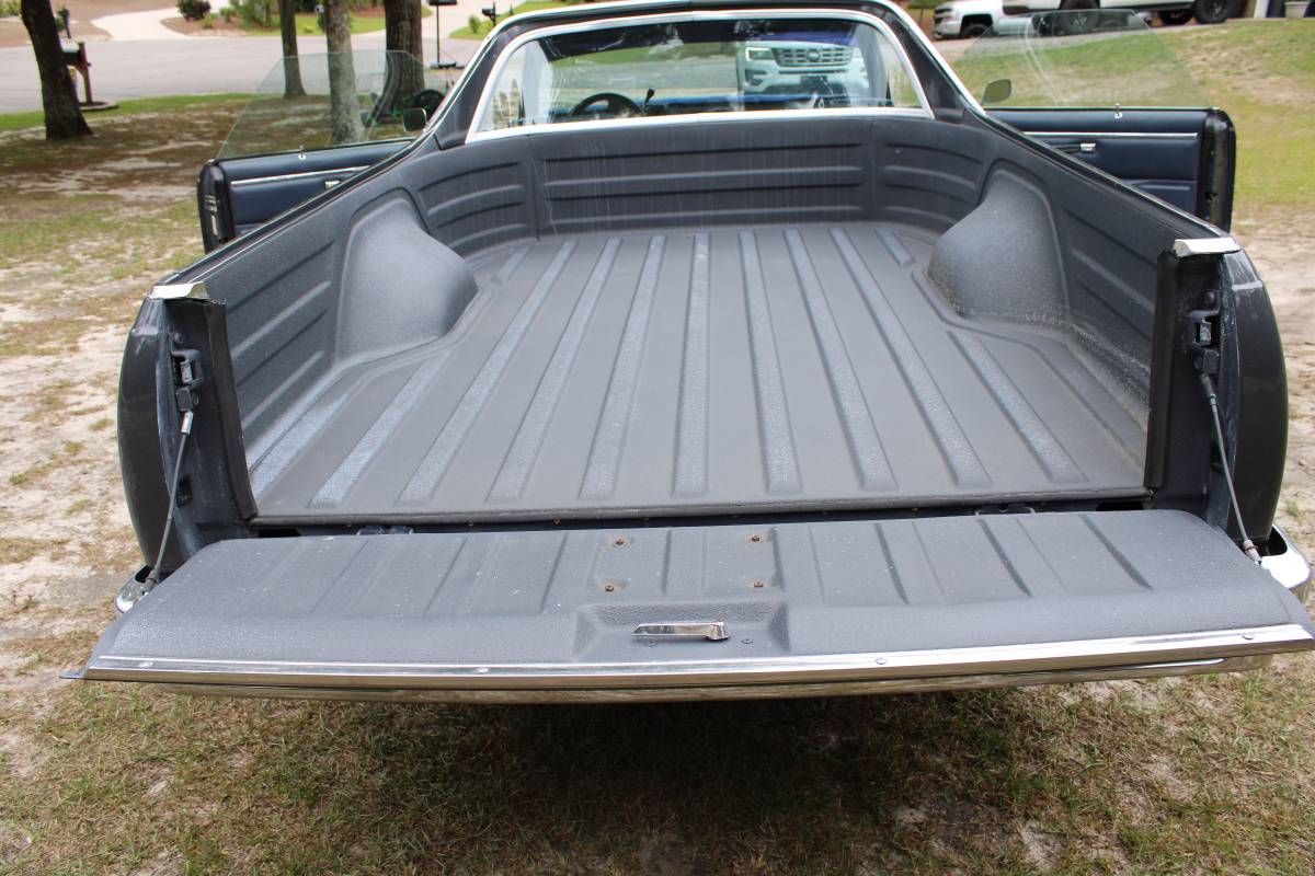 Chevrolet-El-camino-1984-blue-3