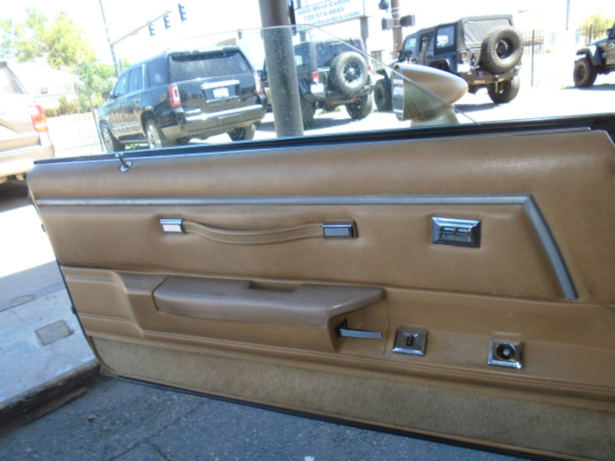 Chevrolet-El-camino-1985-custom-10