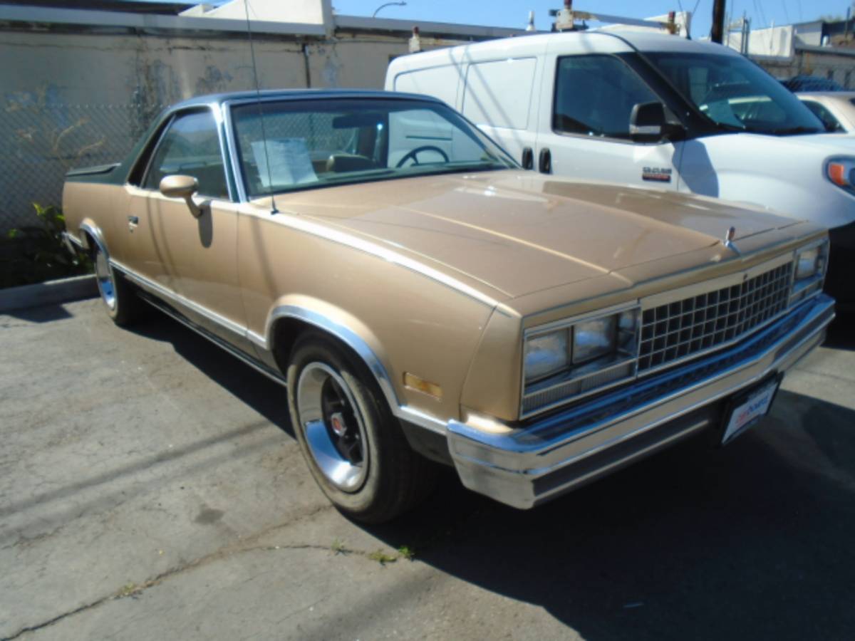 Chevrolet-El-camino-1985-custom-2