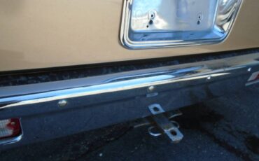 Chevrolet-El-camino-1985-custom-23