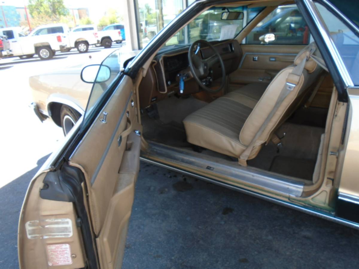 Chevrolet-El-camino-1985-custom-9