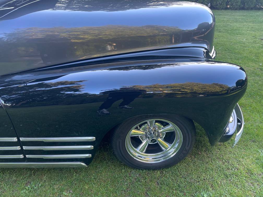 Chevrolet-Fleetline-1948-grey-22