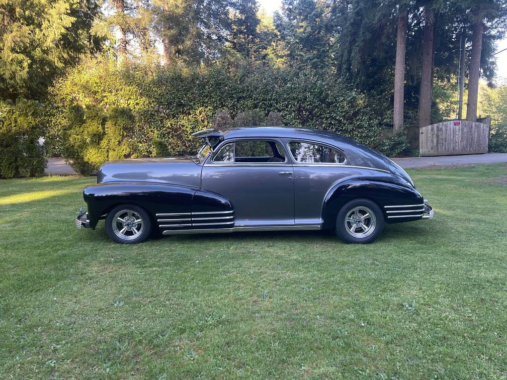 Chevrolet-Fleetline-1948-grey-8
