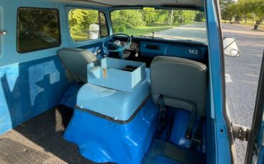 Chevrolet-G-10-1969-silver-9