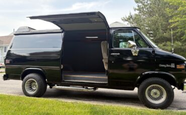 Chevrolet-G20-Van-1982-Minivan-13