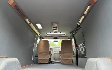 Chevrolet-G20-Van-1982-Minivan-19