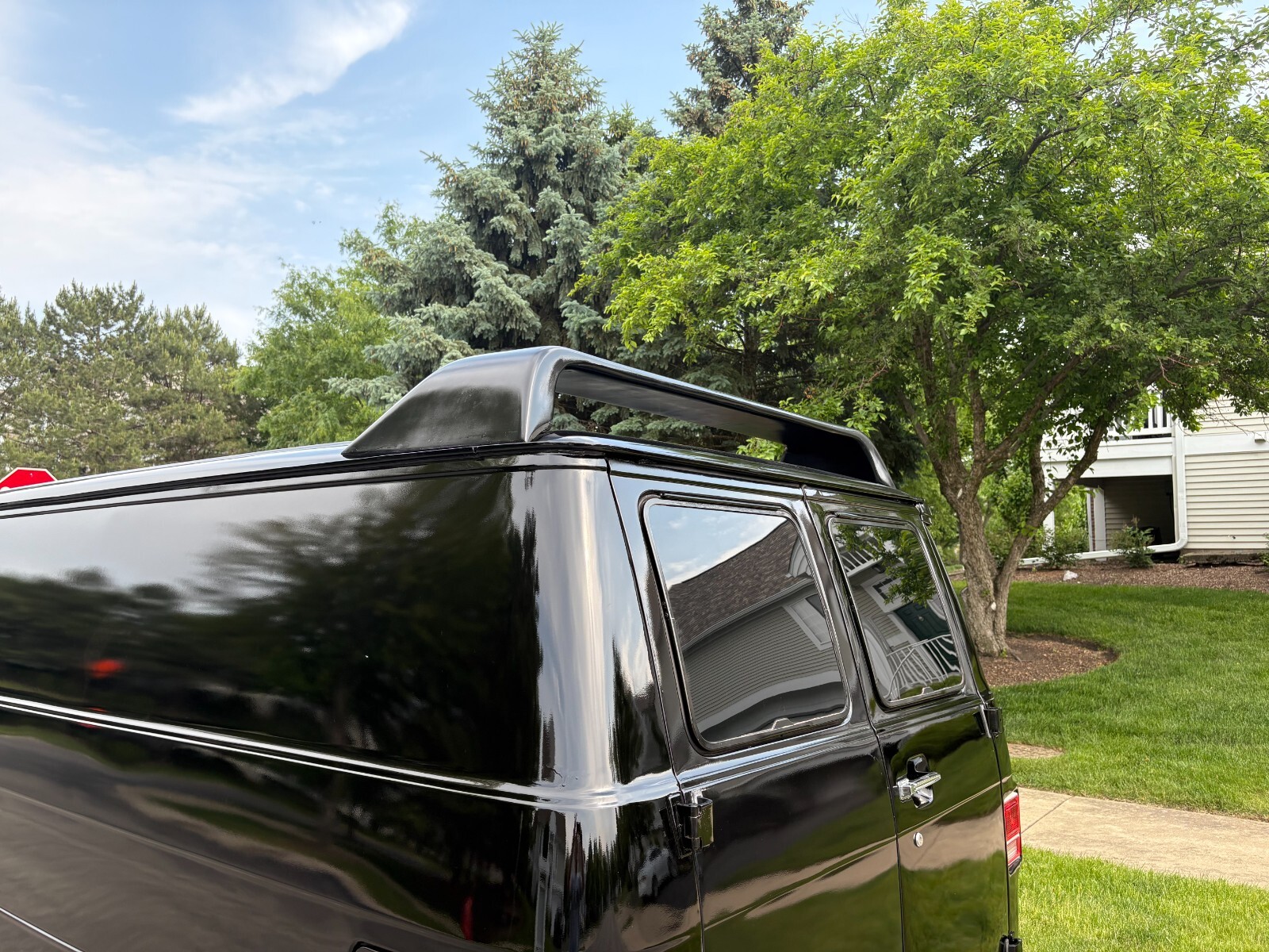 Chevrolet-G20-Van-1982-Minivan-28