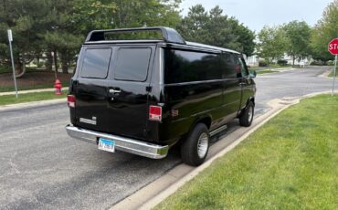 Chevrolet-G20-Van-1982-Minivan-5